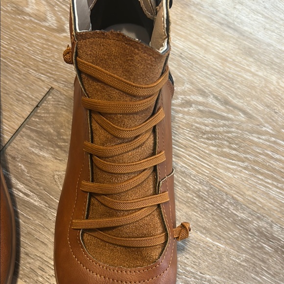 Brown Ankle Boots for Women - Picture 5 of 7
